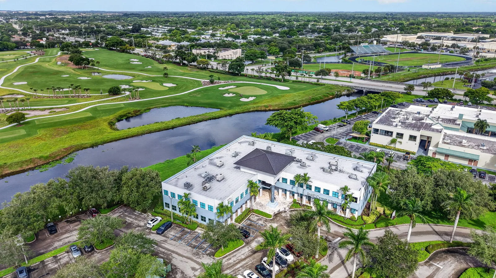 Commercial Roofing for Property Managers in Pearland, TX Commercial Roofing for Property Managers in Pearland, TX