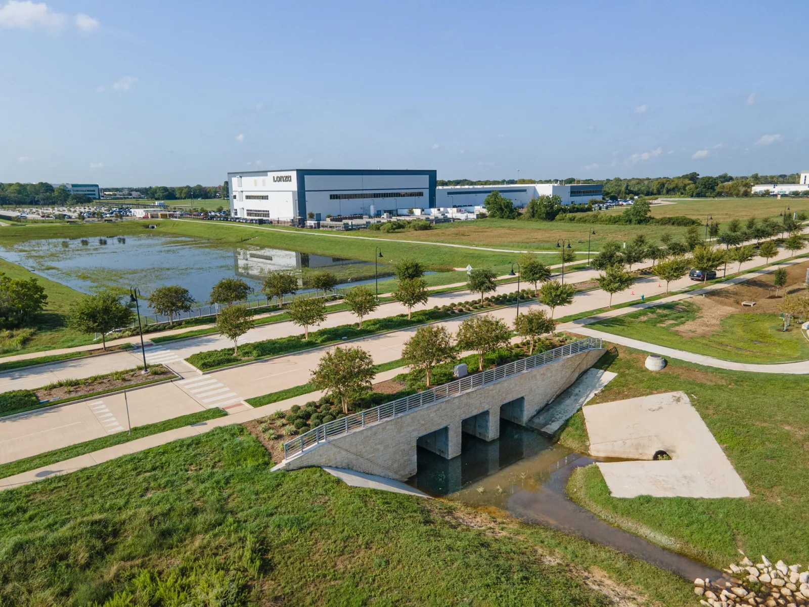 Commercial Roofing in Lower Kirby District, Pearland, TX
