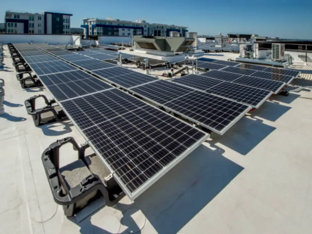 Solar-Ready Commercial Roofing in Pearland, TX